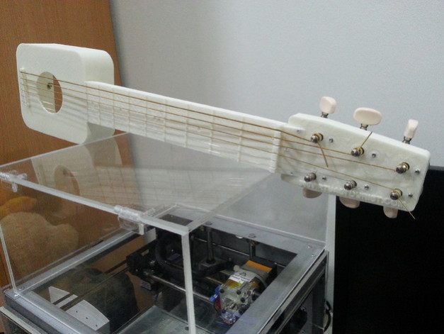 Guitare imprimée en 3D